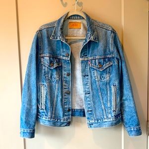 Vintage Denim Trucker Jacket USA